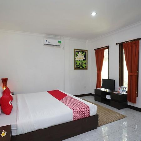 Готель Oyo 1840 Kubu Ubud Екстер'єр фото