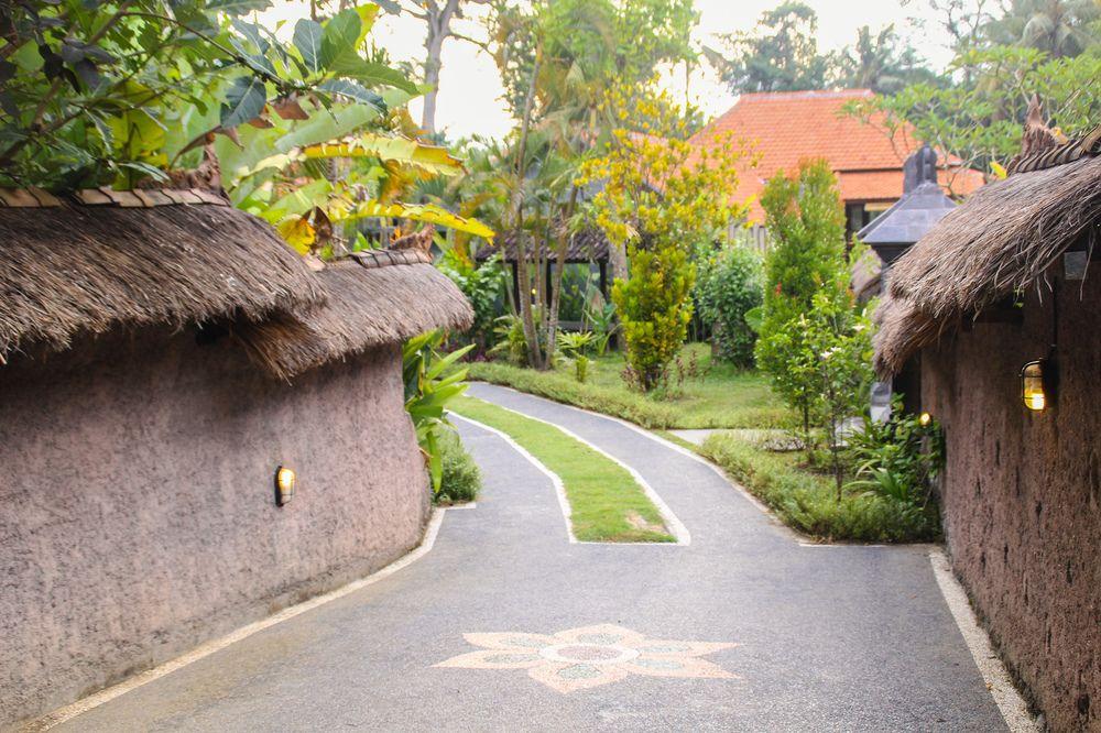 Готель Oyo 1840 Kubu Ubud Екстер'єр фото