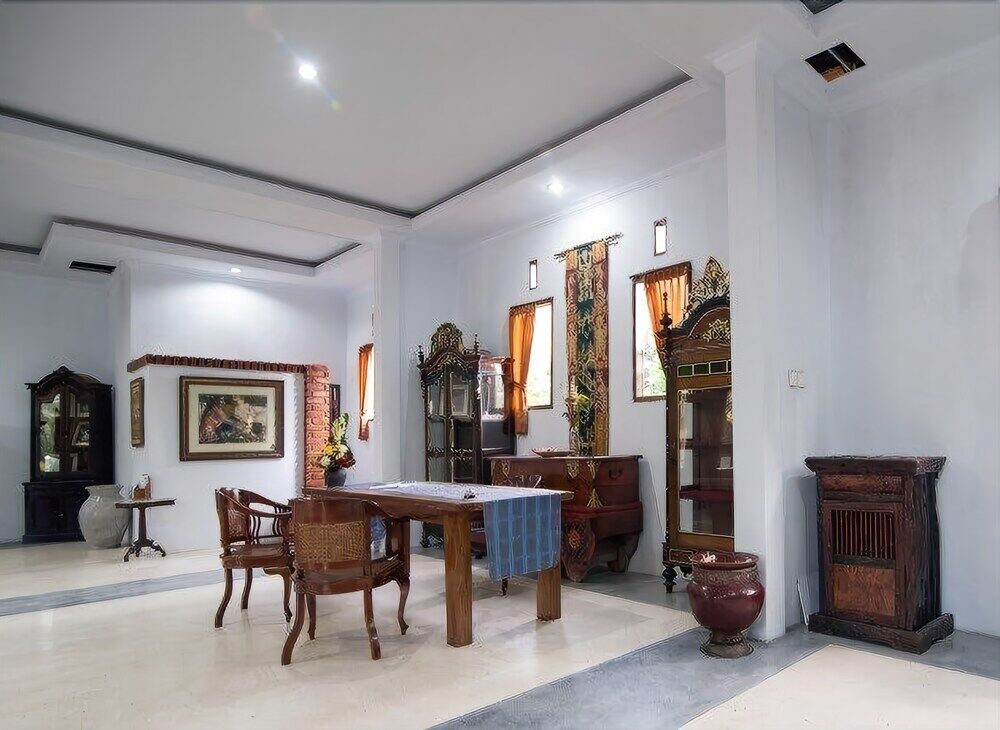 Готель Oyo 1840 Kubu Ubud Екстер'єр фото