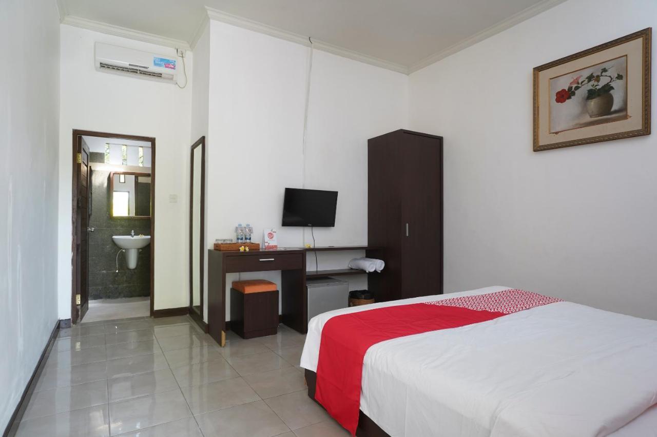 Готель Oyo 1840 Kubu Ubud Екстер'єр фото
